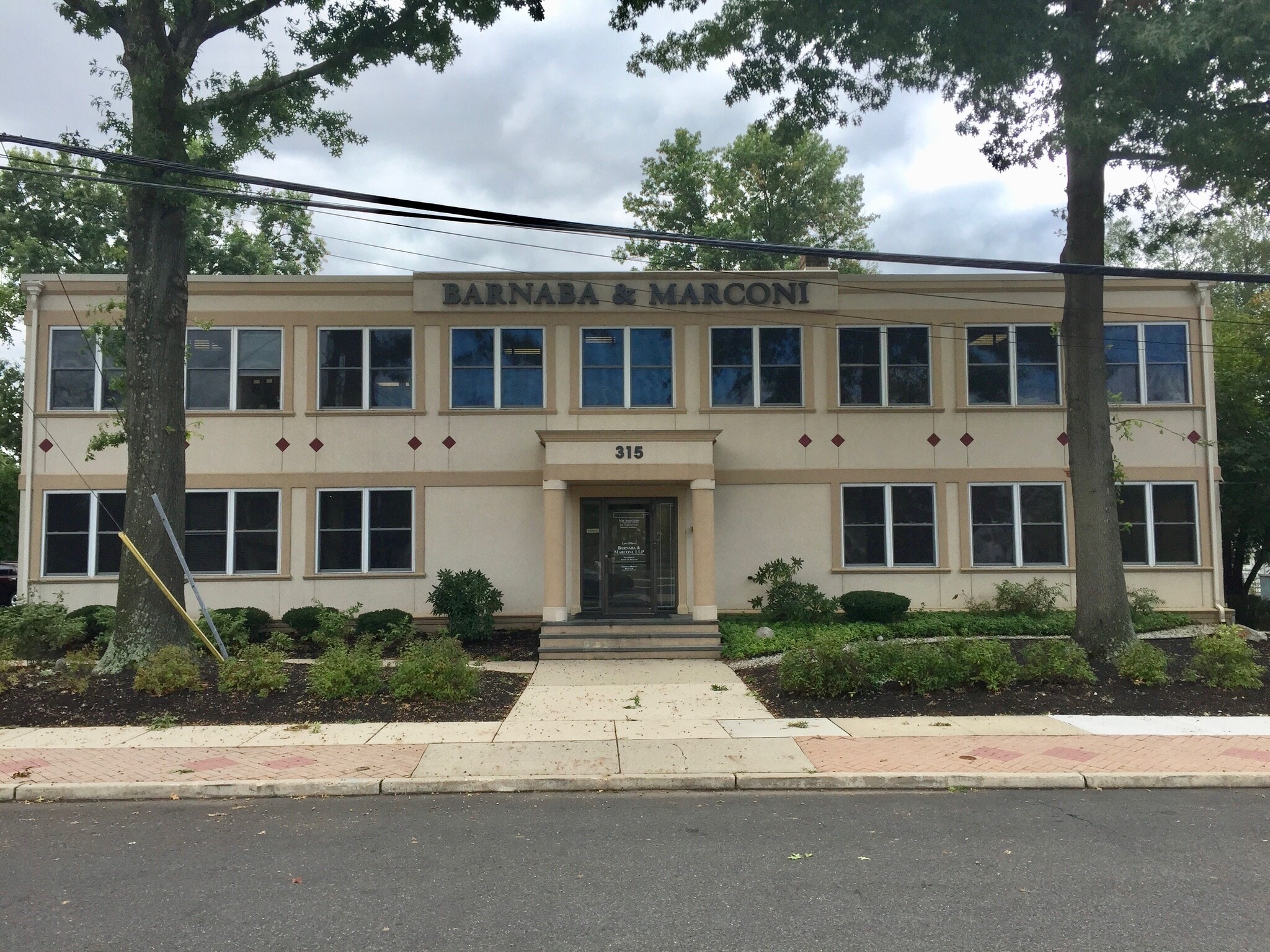 315 Lowell Ave, Mercerville, NJ for lease Primary Photo- Image 1 of 14