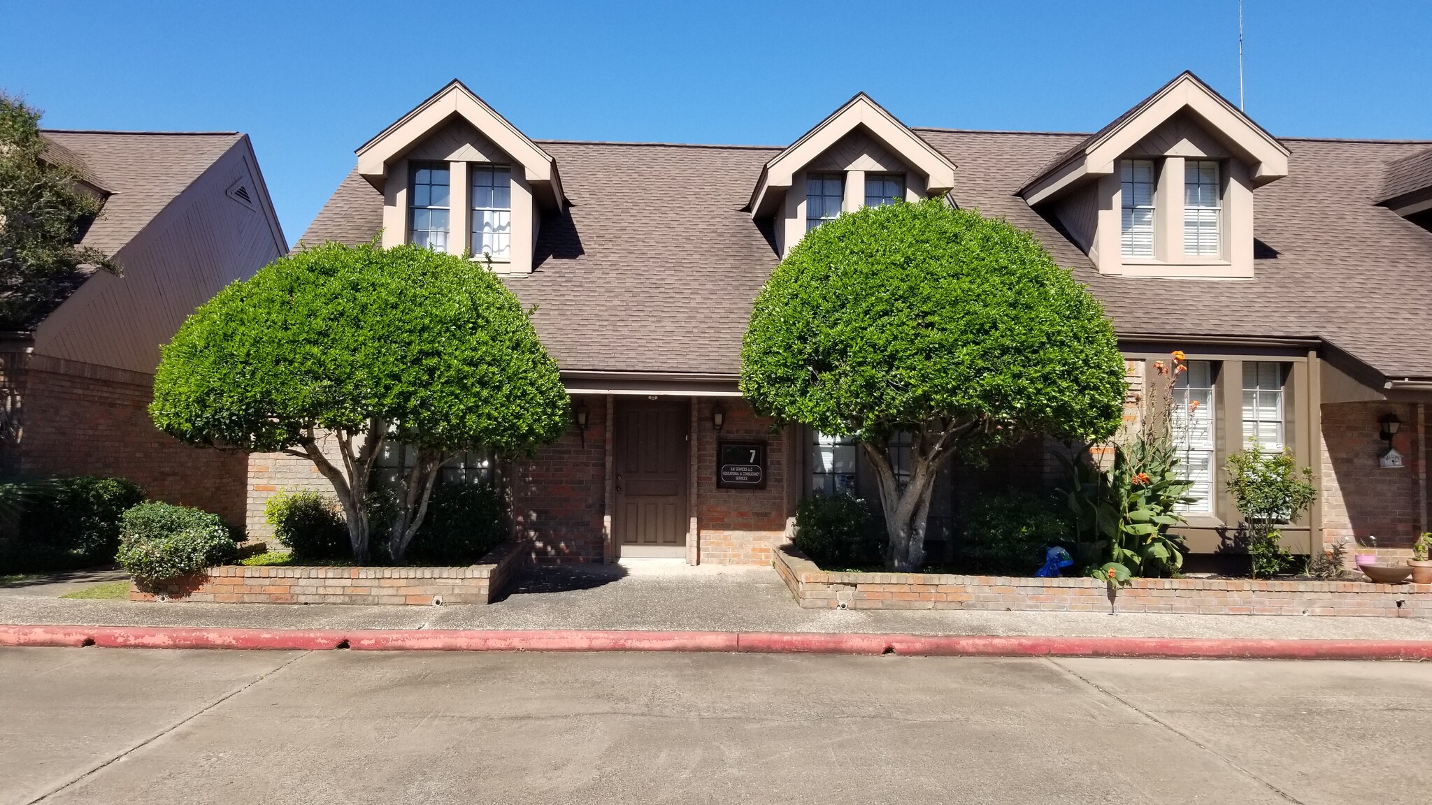 6910 Bellaire Blvd, Houston, TX for sale Building Photo- Image 1 of 1