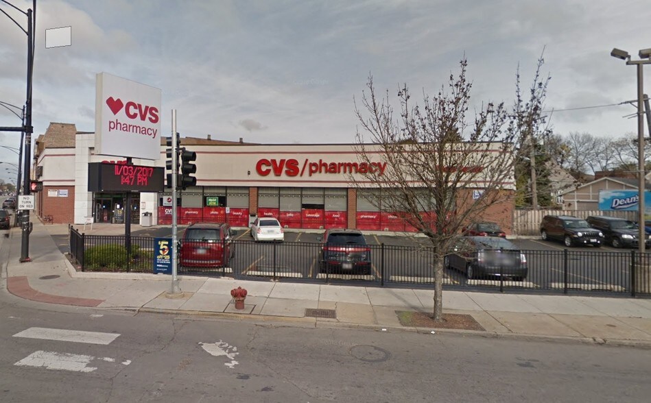 3311 N Pulaski Rd, Chicago, IL for lease - Building Photo - Image 3 of 5