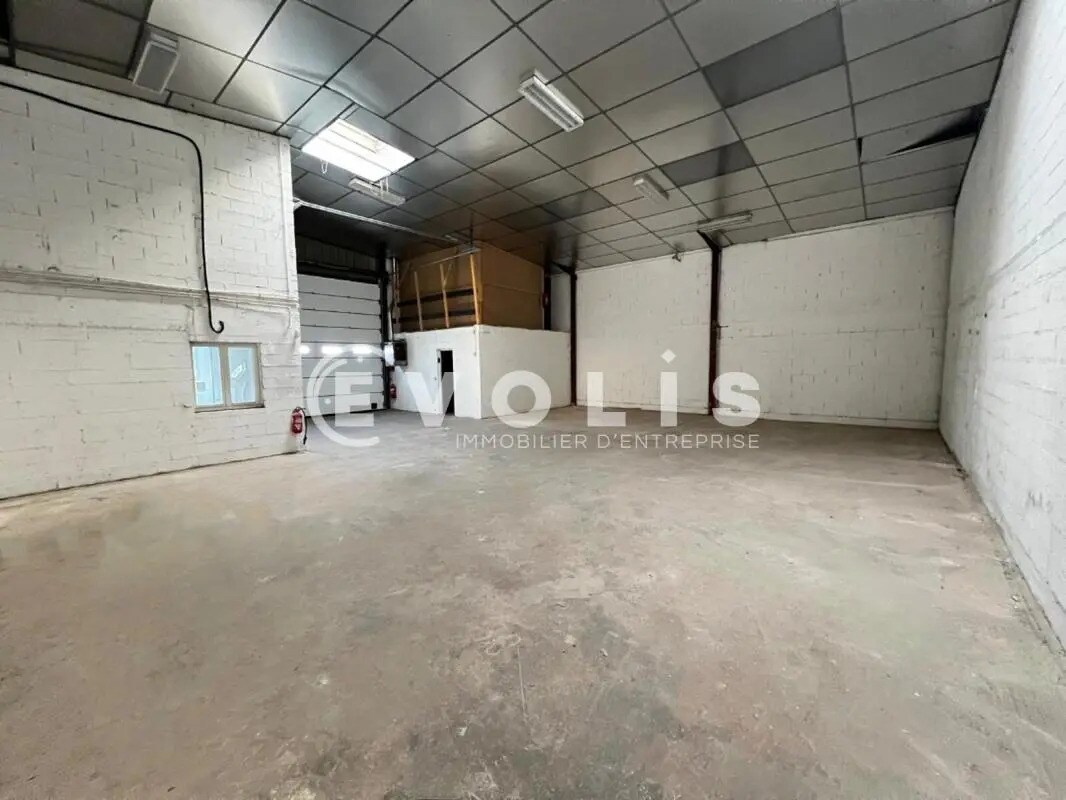 Flex in Saint-Michel-sur-Orge for lease Interior Photo- Image 1 of 10