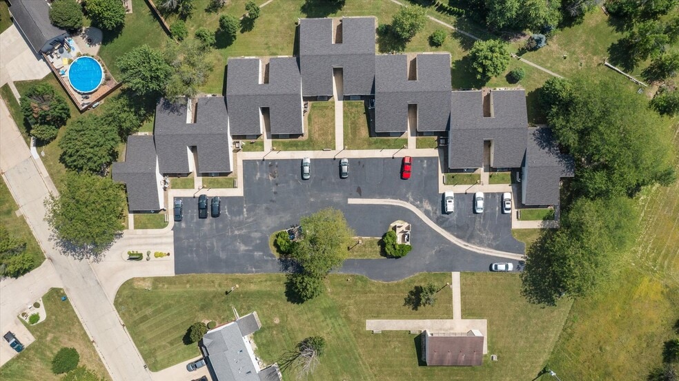 111 Bannon Dr, Dwight, IL à vendre - Photo du bâtiment - Image 3 de 21