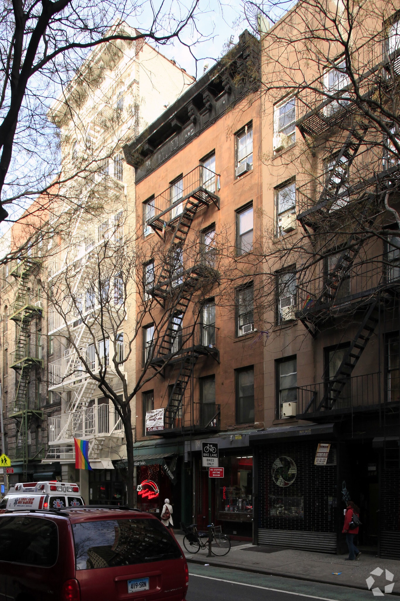 113 Christopher St, New York, NY for lease Primary Photo- Image 1 of 10