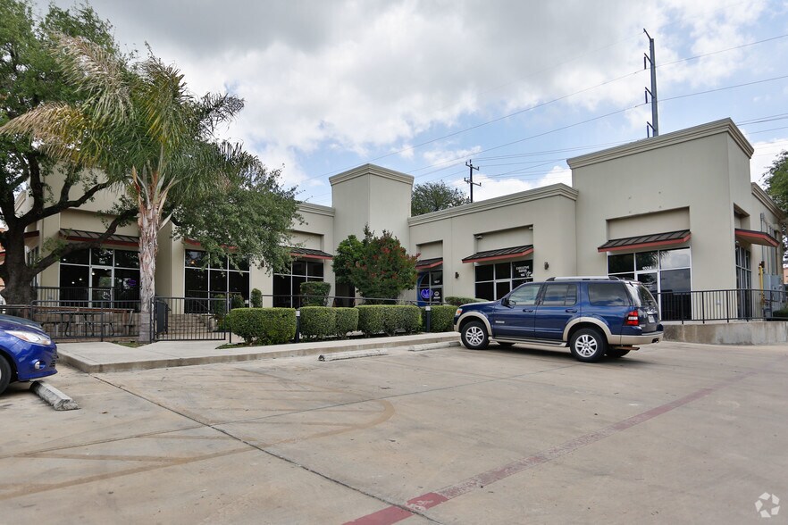 5739 Callaghan Ctr, San Antonio, TX à louer - Photo du bâtiment - Image 2 de 18