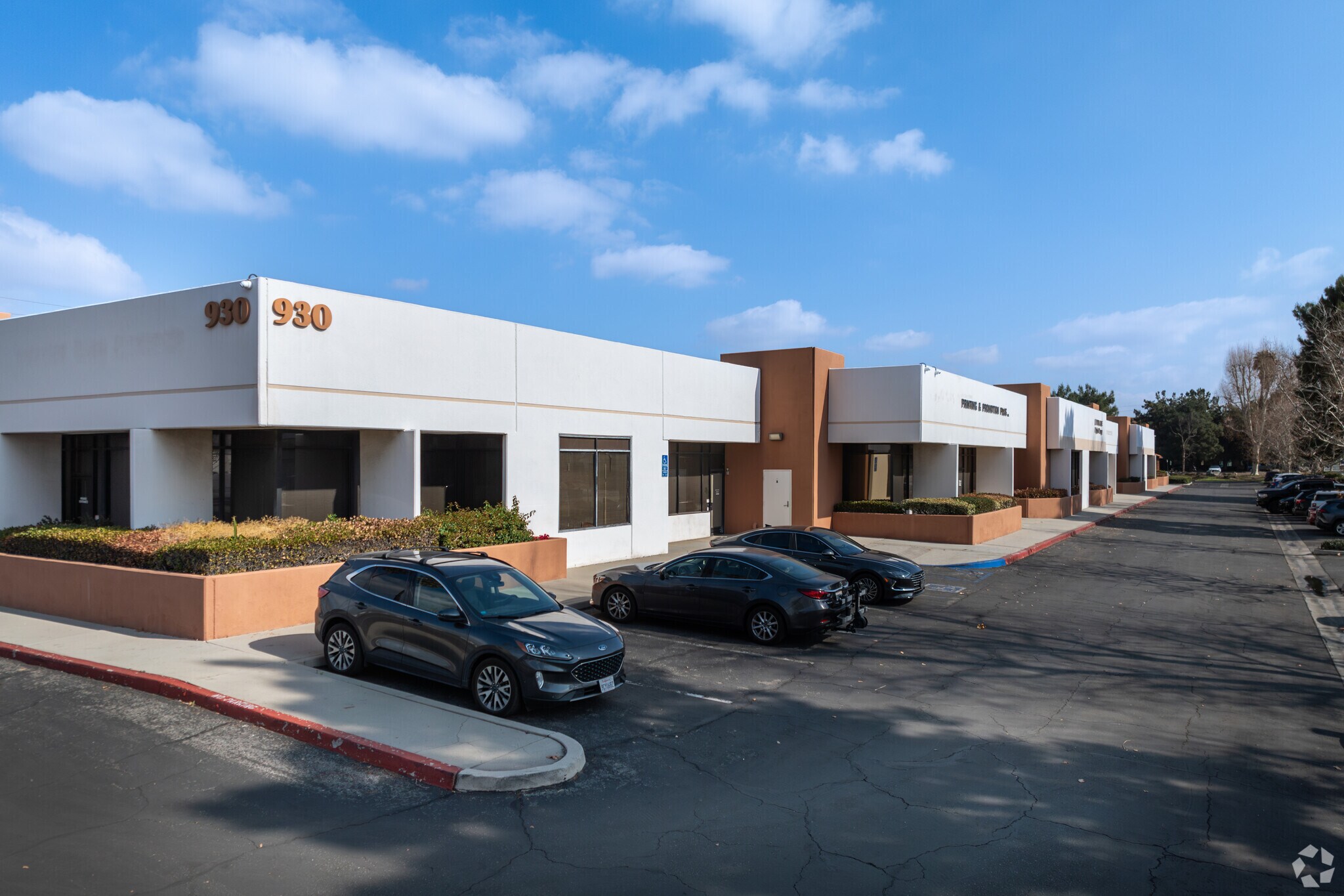 930 S Mount Vernon Ave, Colton, CA à vendre Photo principale- Image 1 de 7