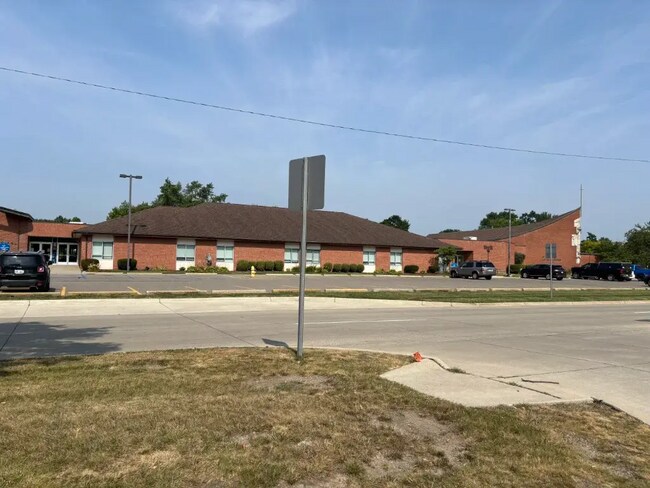 Plus de détails pour 18606 Stephens Rd, Eastpointe, MI - Bureau à louer