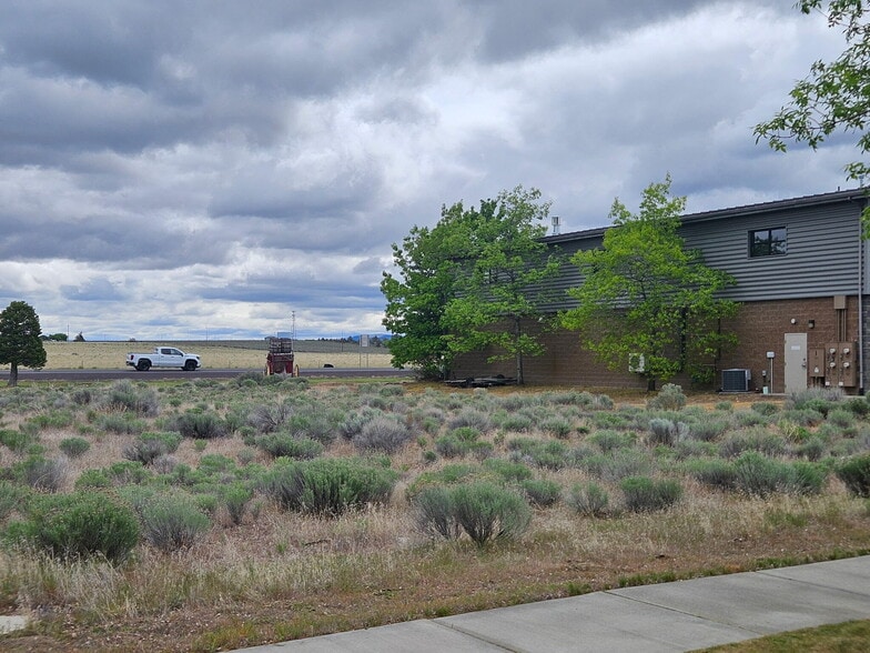 Tax Map 101326-D0-00900, Madras, OR for sale - Building Photo - Image 2 of 3