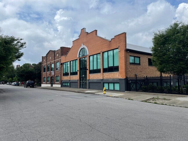 More details for 1140 Garvin Pl, Louisville, KY - Office for Lease