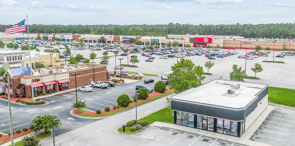 1305-1335 Western Blvd, Jacksonville, NC for lease - Building Photo - Image 1 of 6