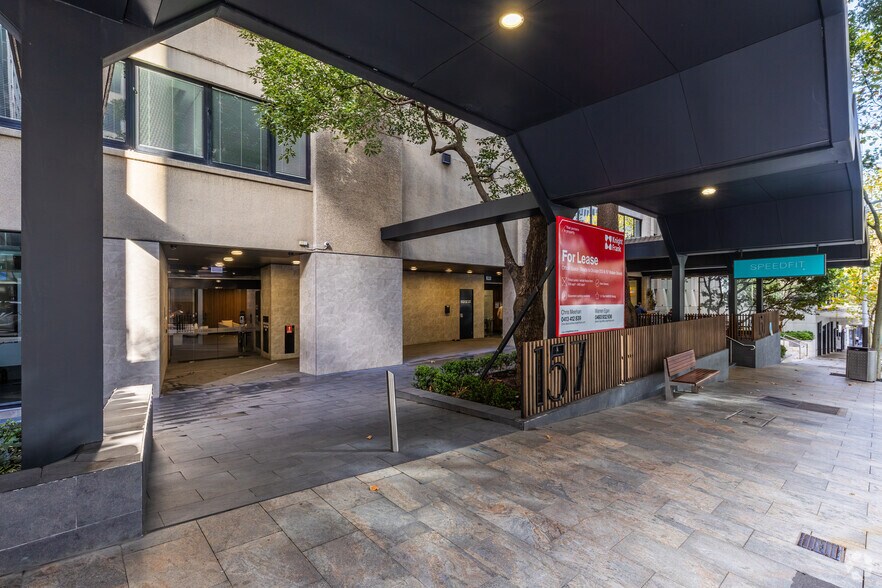 157 Walker St, North Sydney à louer - Photo du bâtiment - Image 2 de 4