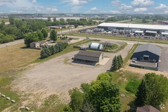 6105 SE Paris Ave, Caledonia, MI - AERIAL  map view