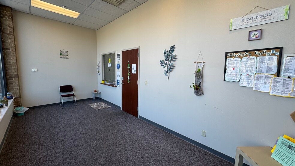 756-768 Memorial Pky, Phillipsburg, NJ for lease - Interior Photo - Image 3 of 43