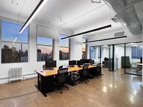 200 Park Ave S, New York, NY for lease Interior Photo- Image 1 of 11