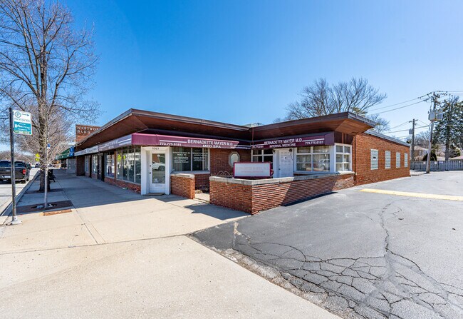 Plus de détails pour 5355-5365 W Devon Ave, Chicago, IL - Commerce de détail à louer
