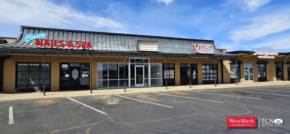 2708 50th St, Lubbock, TX à louer - Photo du bâtiment - Image 2 de 7