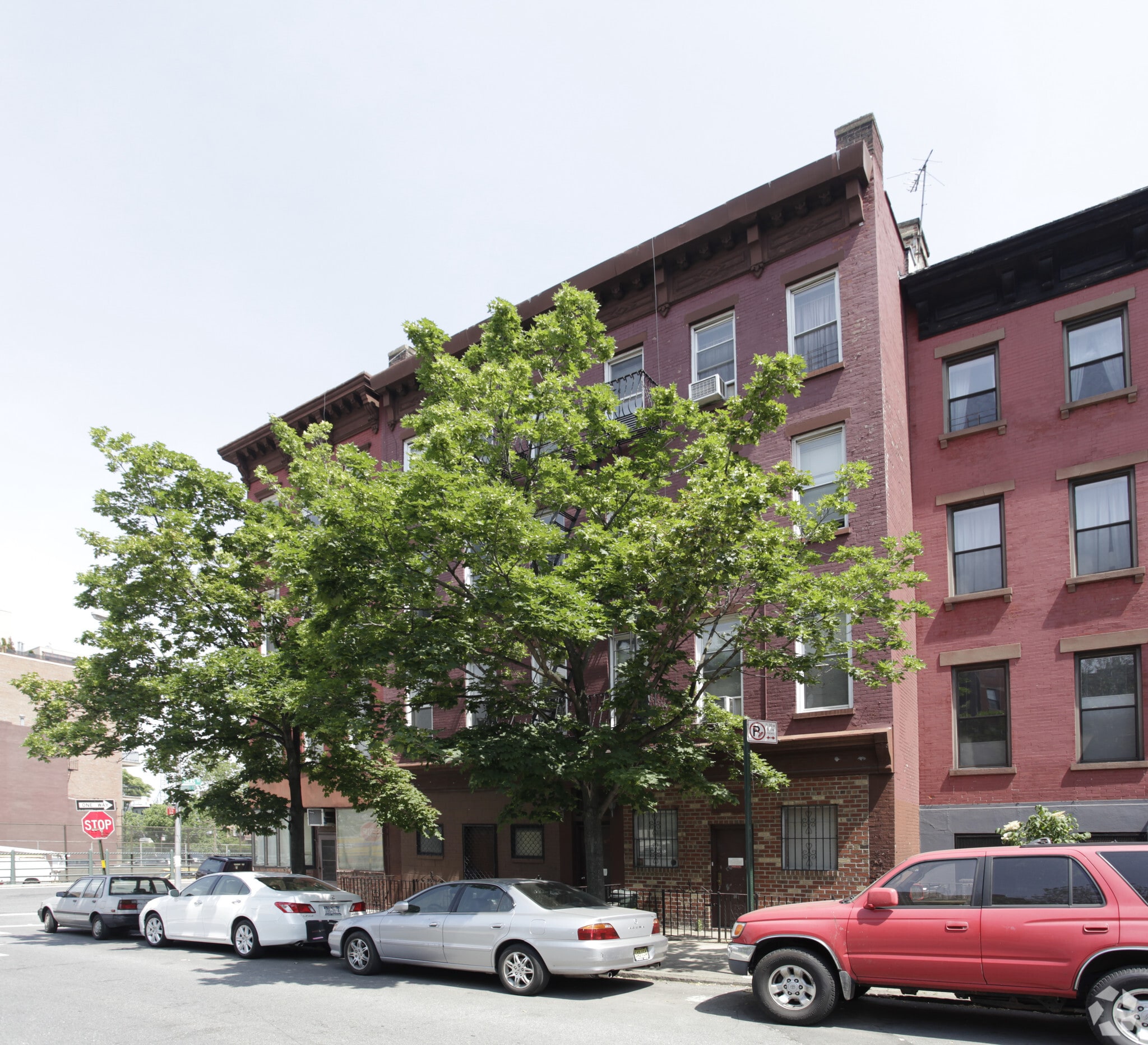 67 Woodhull St, Brooklyn, NY for lease Primary Photo- Image 1 of 4