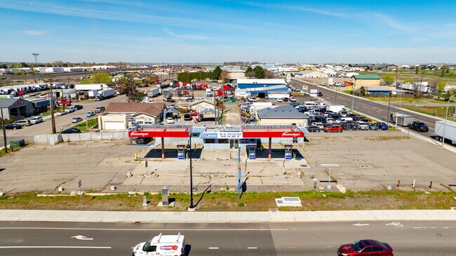 More details for 1211 E Lewis St, Pasco, WA - Retail for Sale