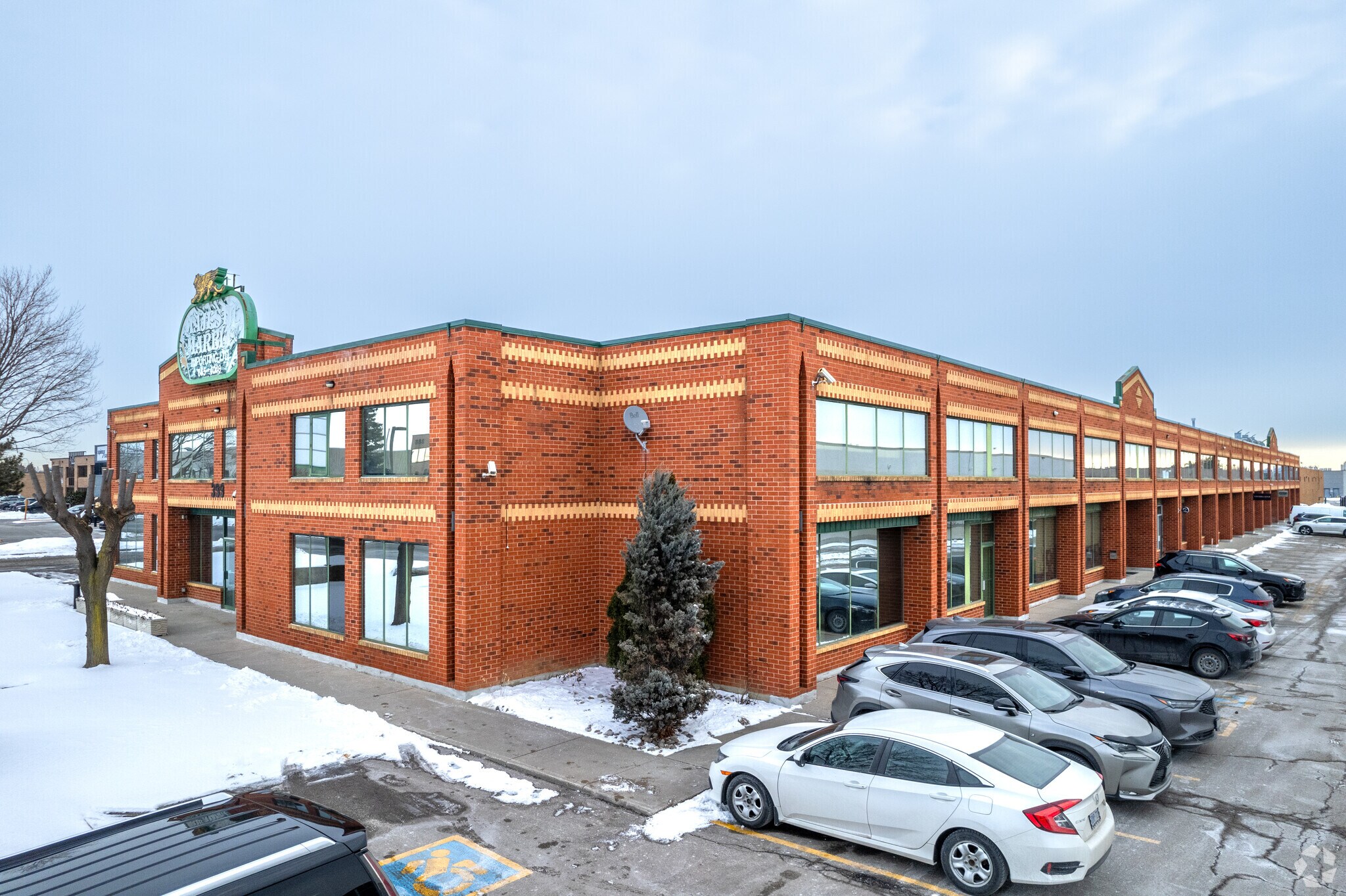 399 Applewood Cres, Vaughan, ON for sale Primary Photo- Image 1 of 1