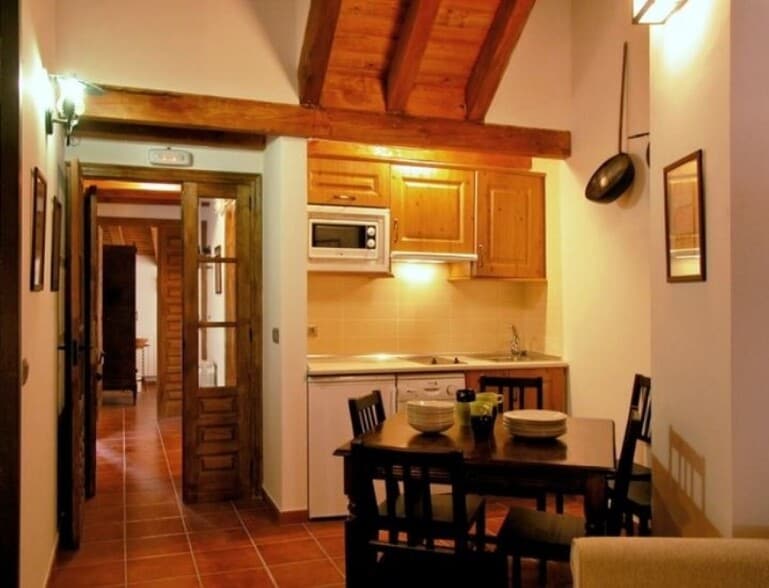 Hospitality in Santibáñez de la Sierra, Salamanca for sale - Interior Photo - Image 2 of 7