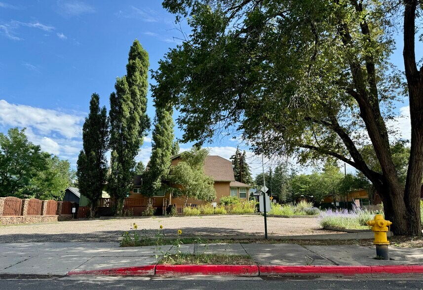 309 N Humphreys St, Flagstaff, AZ à vendre - Photo du bâtiment - Image 3 de 40