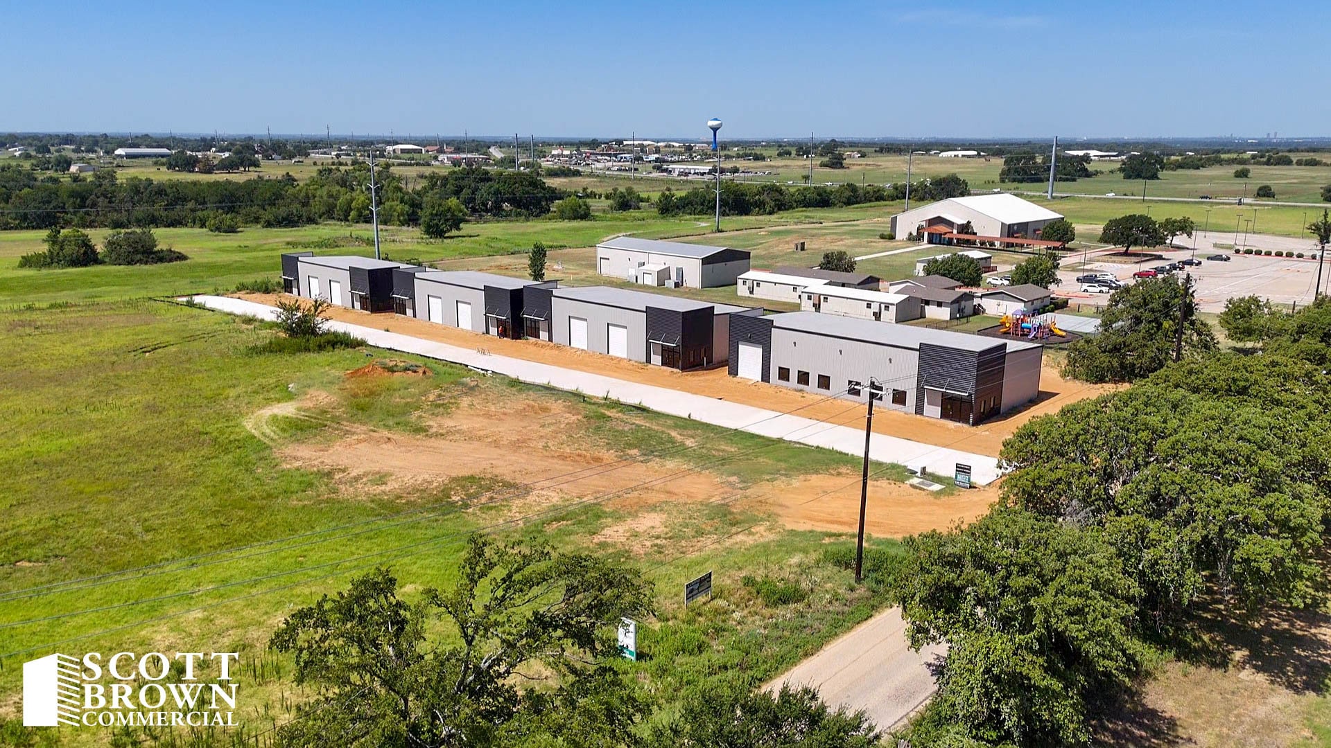 8870 Liberty Road, Aubrey, TX for lease Building Photo- Image 1 of 11