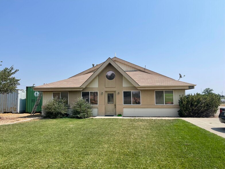 826 21 1/2 Rd, Grand Junction, CO for lease - Primary Photo - Image 1 of 23