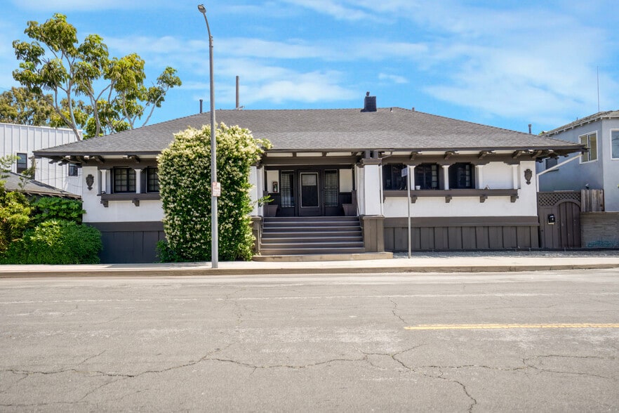 1300 Riviera Ave, Venice, CA à vendre - Photo du bâtiment - Image 1 de 16
