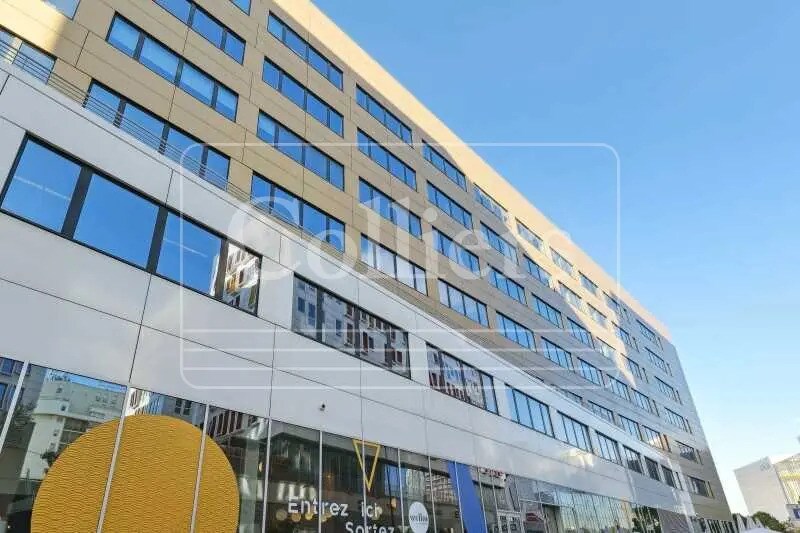 Office in Marseille for lease Primary Photo- Image 1 of 2