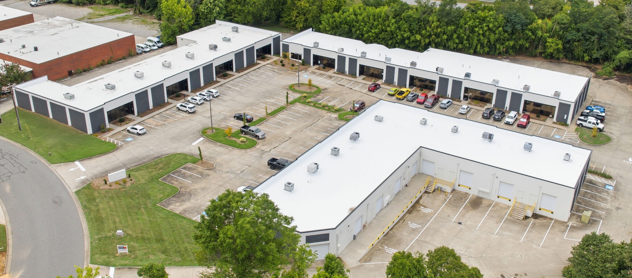 3714 Alliance Dr, Greensboro, NC for lease Building Photo- Image 1 of 4