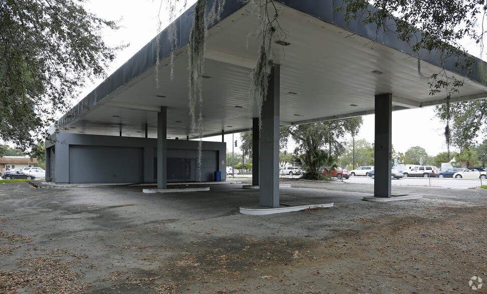 12 E Vine St, Kissimmee, FL à vendre - Photo du bâtiment - Image 3 de 12