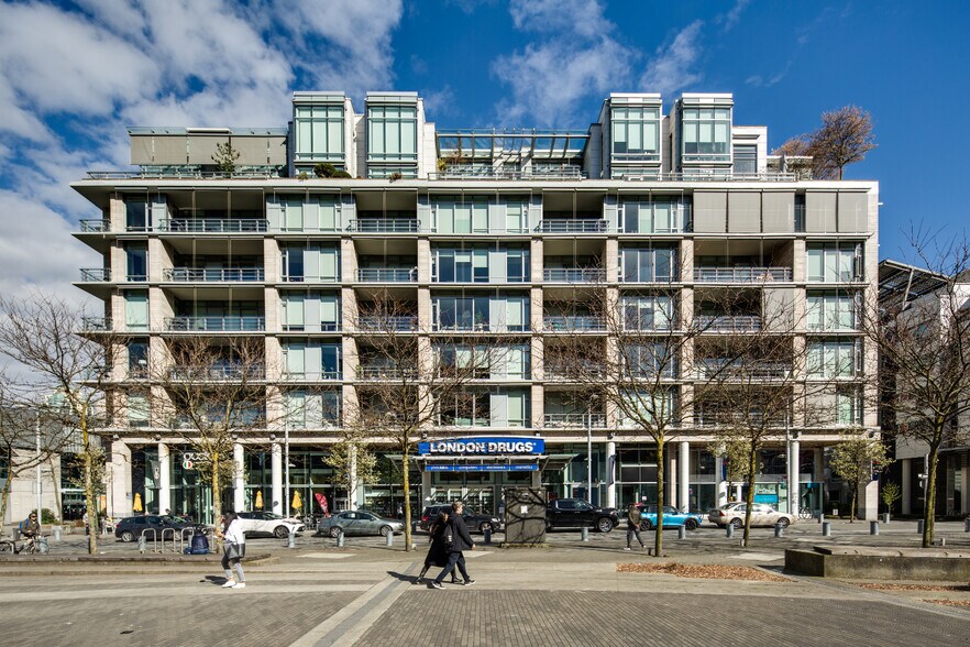 1610-1622 Salt St, Vancouver, BC à louer - Photo du bâtiment - Image 2 de 12