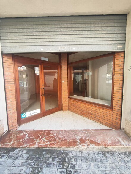 Retail in Reus, Tarragona for lease - Building Photo - Image 2 of 2