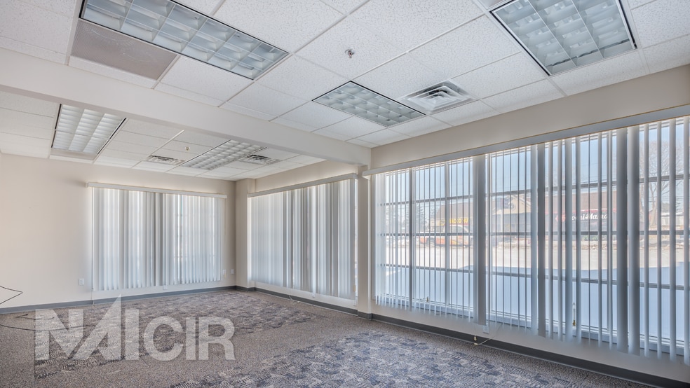 4807 Jonestown Rd, Harrisburg, PA à louer - Photo du bâtiment - Image 3 de 12