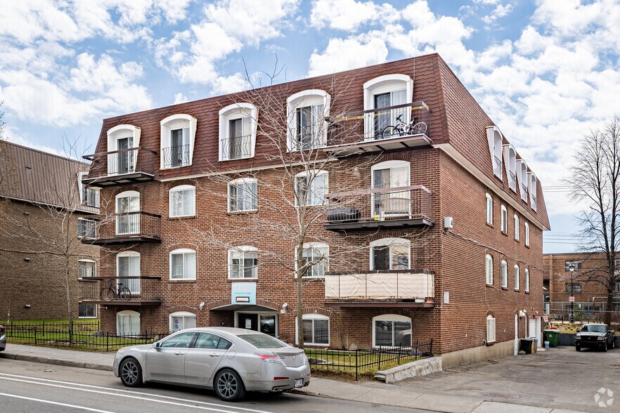 11974 Boul Langelier, Montréal, QC for sale - Primary Photo - Image 1 of 1