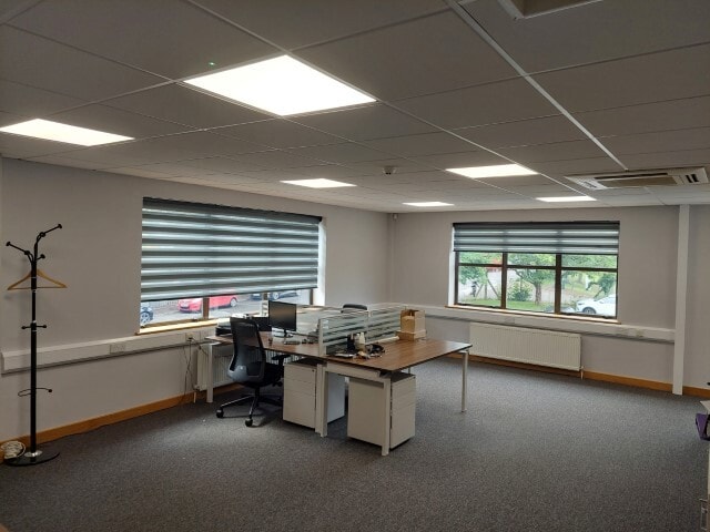 Wharfedale Rd, Cardiff for lease - Building Photo - Image 3 of 5