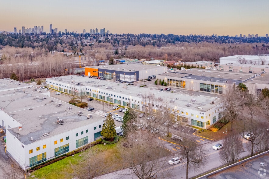 3771 N Fraser Way, Burnaby, BC for lease - Building Photo - Image 2 of 4