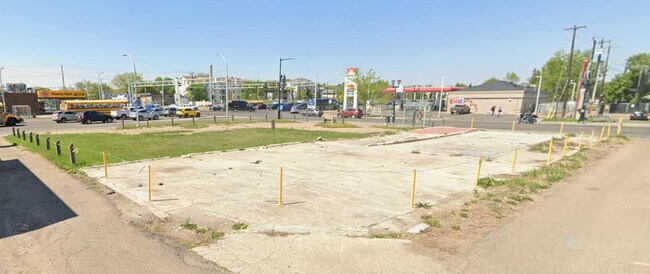 Plus de détails pour 9617 118 Av NW, Edmonton, AB - Terrain à vendre