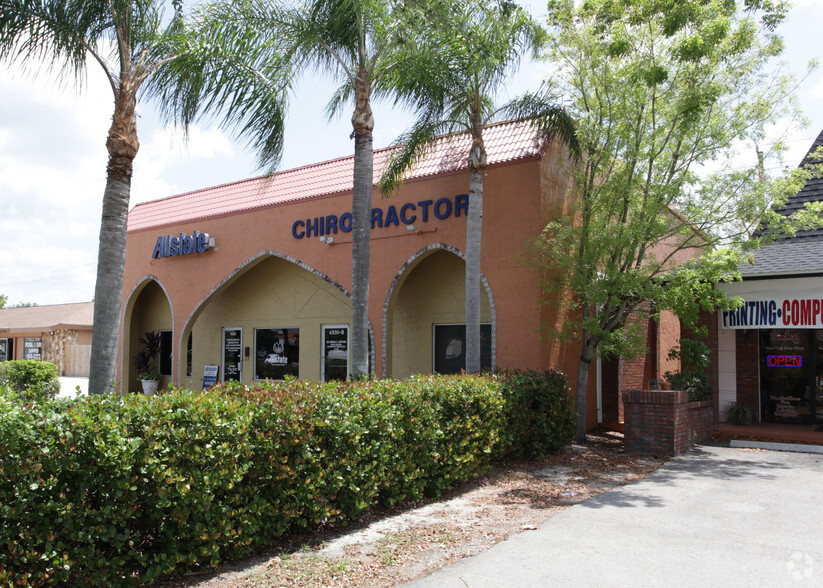 4930 Golden Gate Pky, Naples, FL for lease - Building Photo - Image 2 of 2