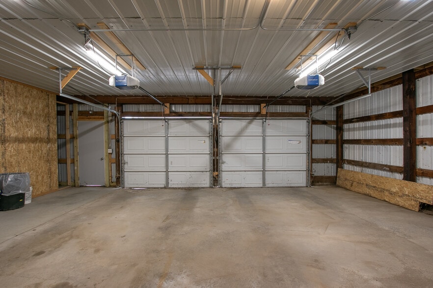XXX Elmhurst Ave, Braham, MN à vendre - Photo du bâtiment - Image 3 de 14