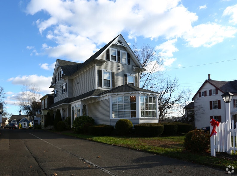 2531 Huntingdon Pike, Huntingdon Valley, PA à louer - Photo du bâtiment - Image 3 de 3