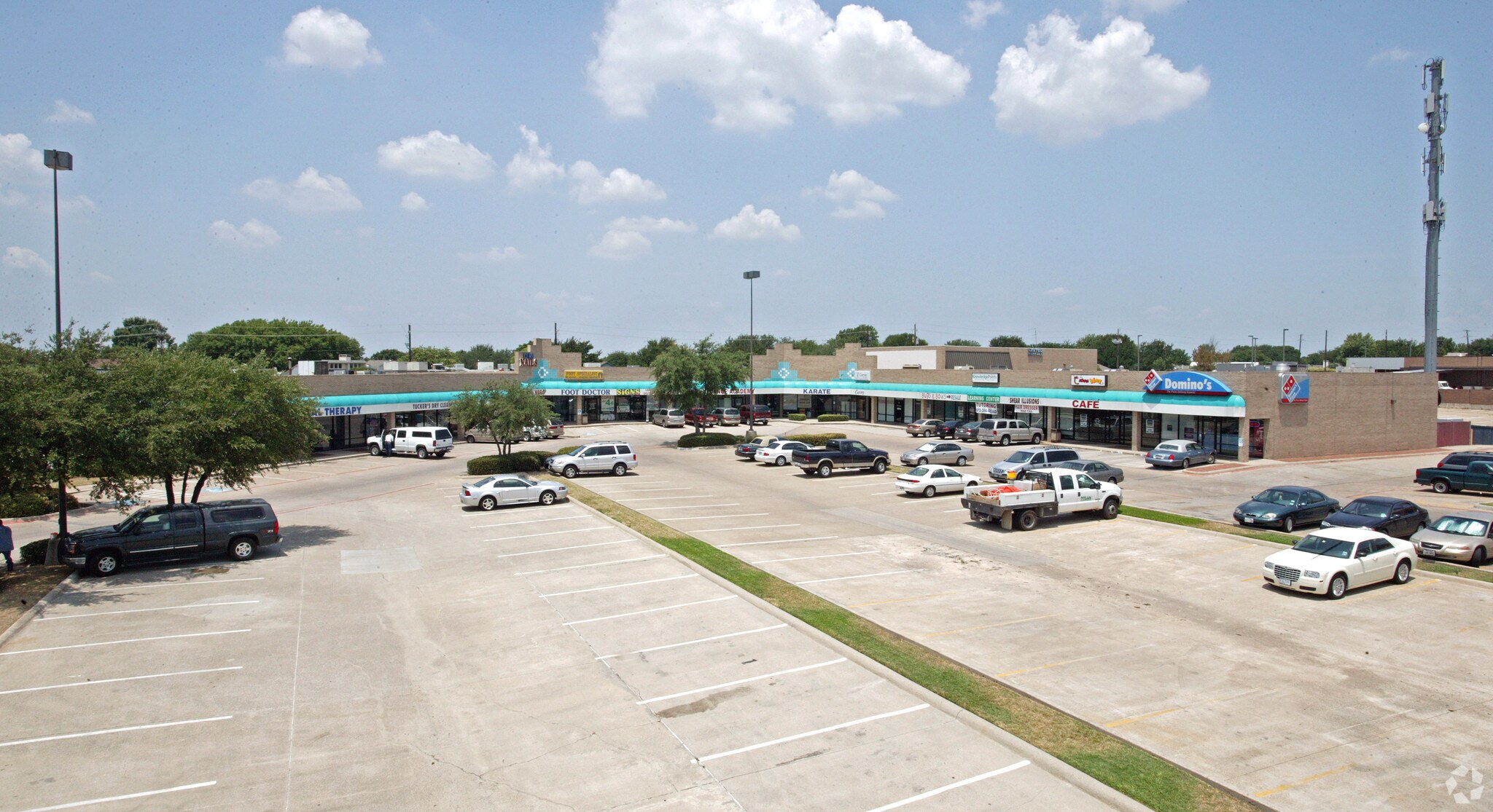 3733 N Josey Ln, Carrollton, TX à louer Photo principale- Image 1 de 2