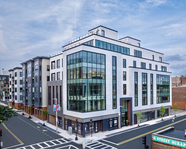 33 A St, South Boston, MA à louer - Photo du bâtiment - Image 2 de 18