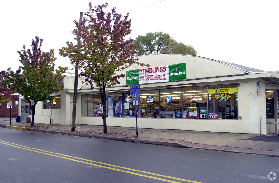 736 W Grand Ave, Rahway, NJ for lease - Building Photo - Image 3 of 6