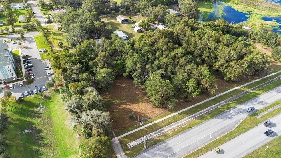 214 W International Speedway Blvd, Deland, FL à vendre - Aérien - Image 3 de 23