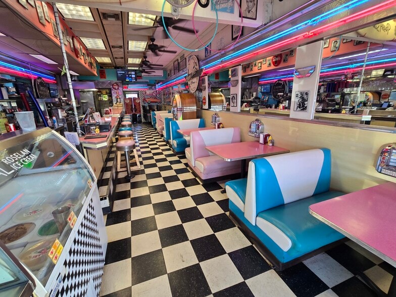 1279 S Kihei Rd, Kihei, HI for lease - Building Photo - Image 2 of 20