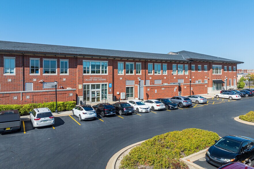 14225 S 95th St, Orland Park, IL à louer - Photo du bâtiment - Image 2 de 8