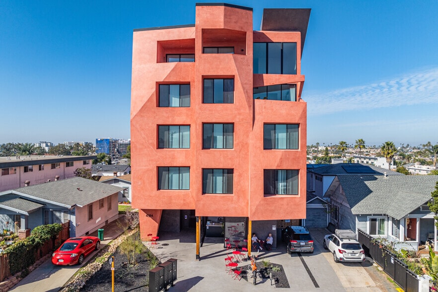 4384 Hamilton St, San Diego, CA à vendre - Photo du bâtiment - Image 3 de 12