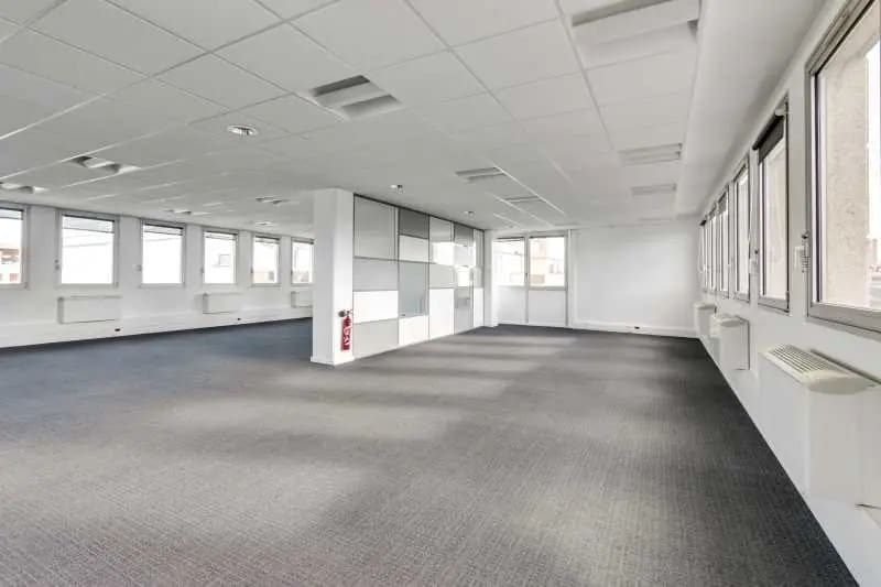 114 Rue Chaptal, Levallois-Perret for lease - Building Photo - Image 2 of 6