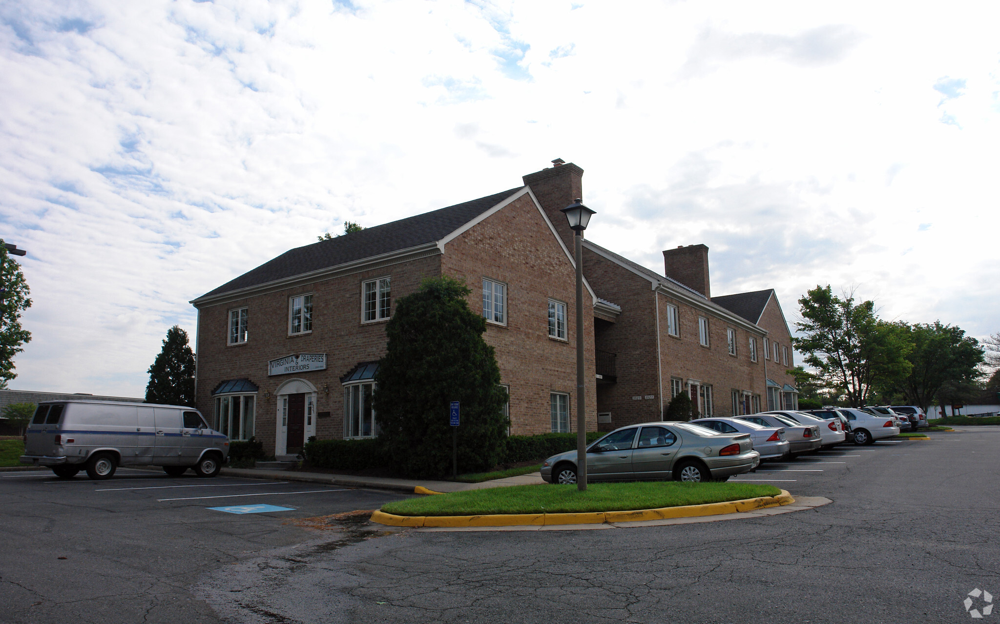 3931 University Dr, Fairfax, VA à vendre Photo du bâtiment- Image 1 de 1