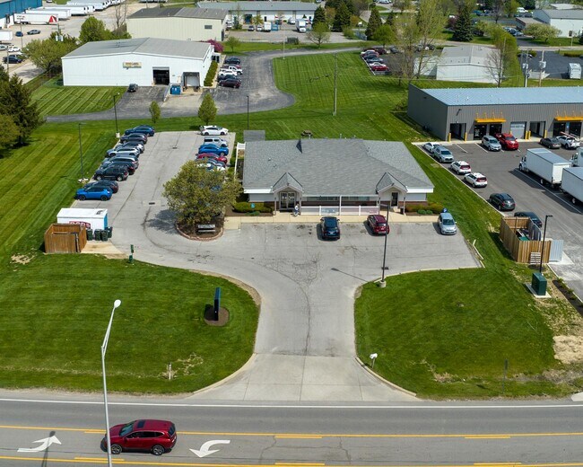 More details for 5230 Renner Rd, Columbus, OH - Retail for Sale