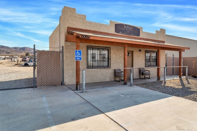 Plus de détails pour 75851 Baseline Rd, Twentynine Palms, CA - Spécialité à vendre